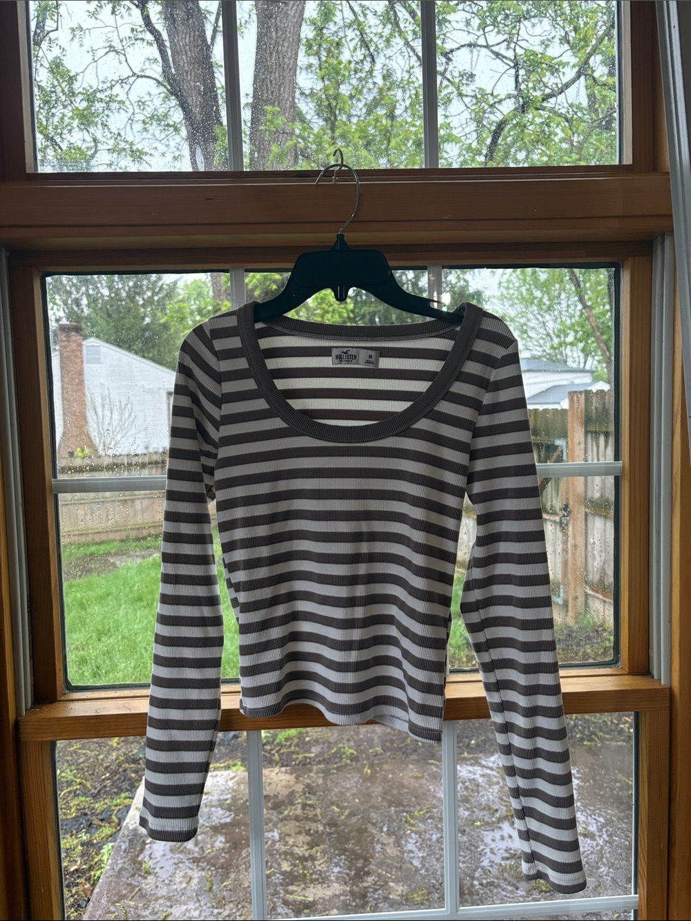 Hollister Striped Long-Sleeve Scoop Neck Top - Olive Gray & White
